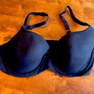 Victoria secrets bra 38D
